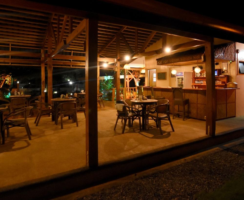 Alona42 Resort Panglao Exterior foto