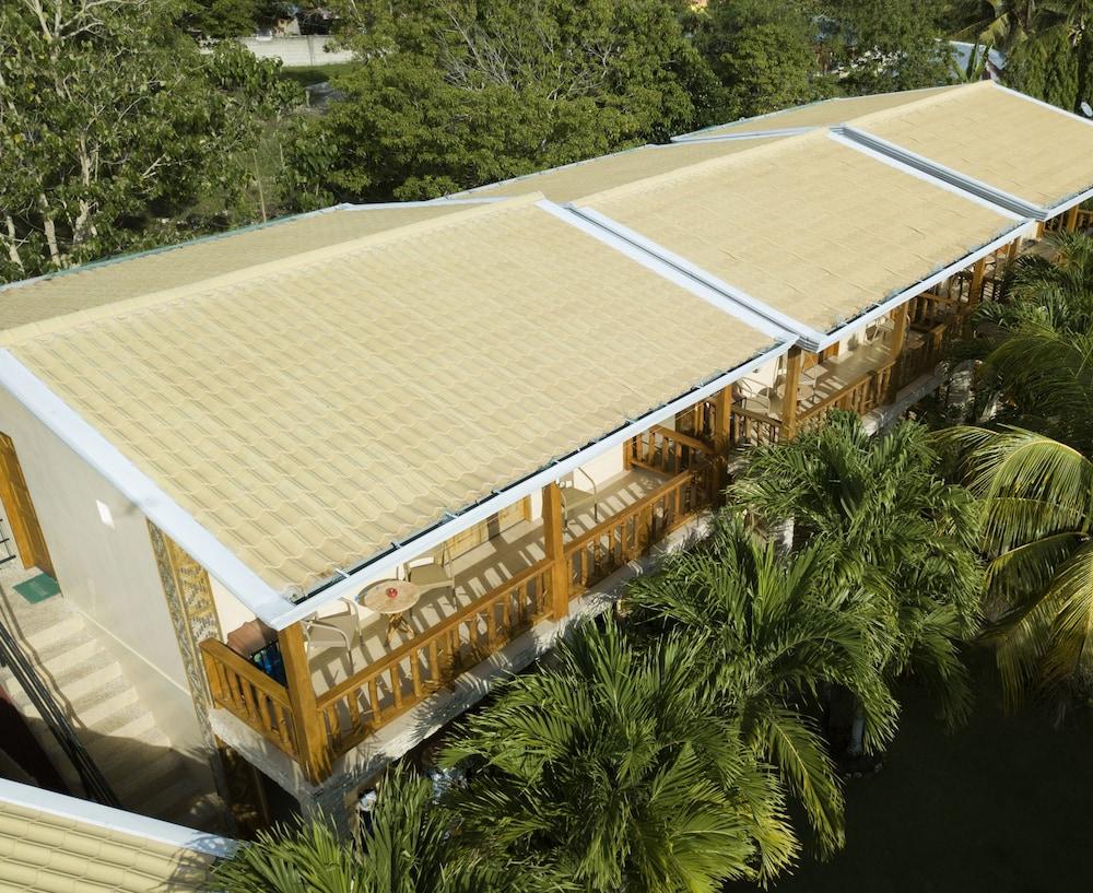 Alona42 Resort Panglao Exterior foto